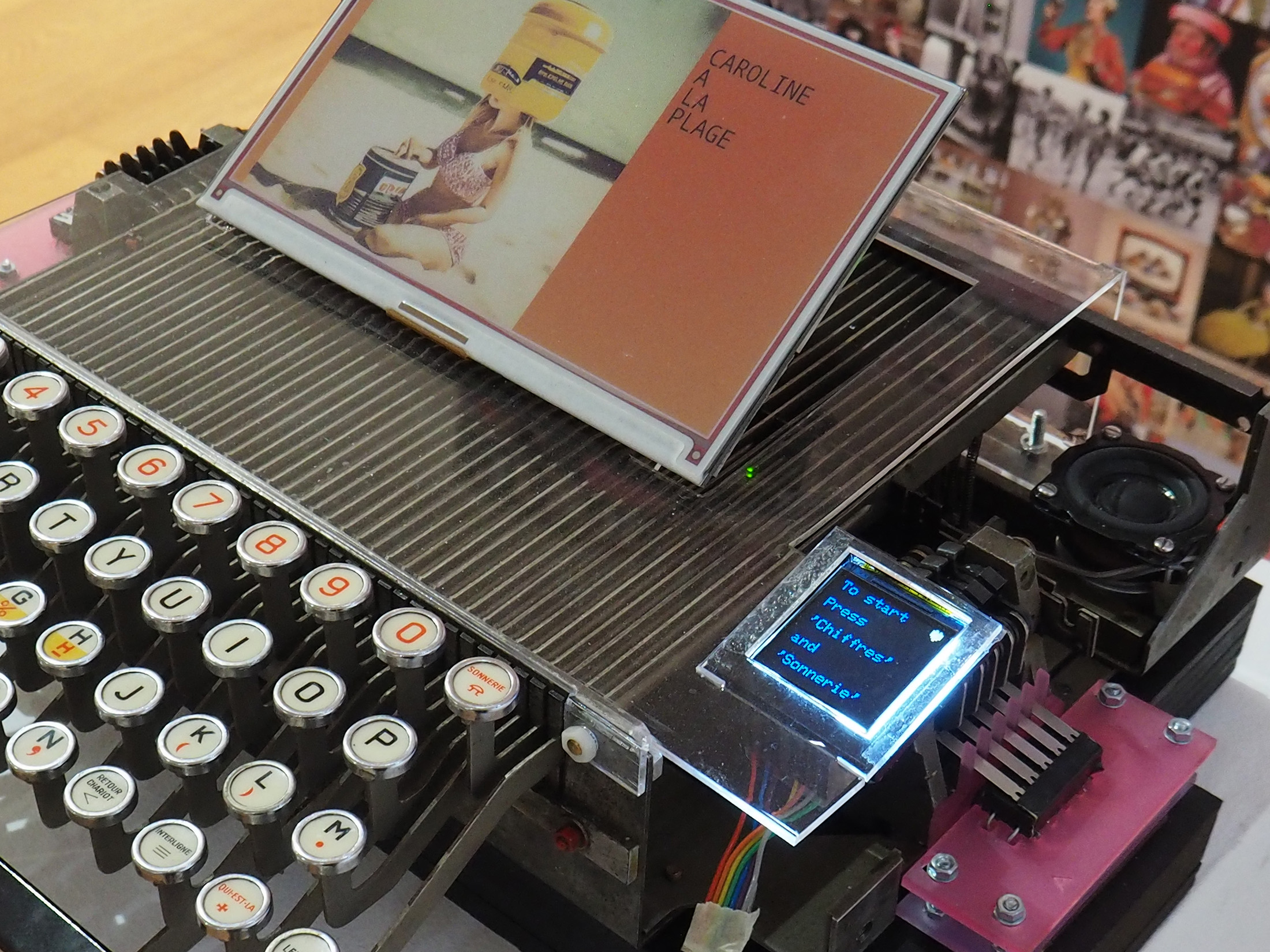 Prompt typewriter . Caroline à la plage . Step 1 : Type your prompt